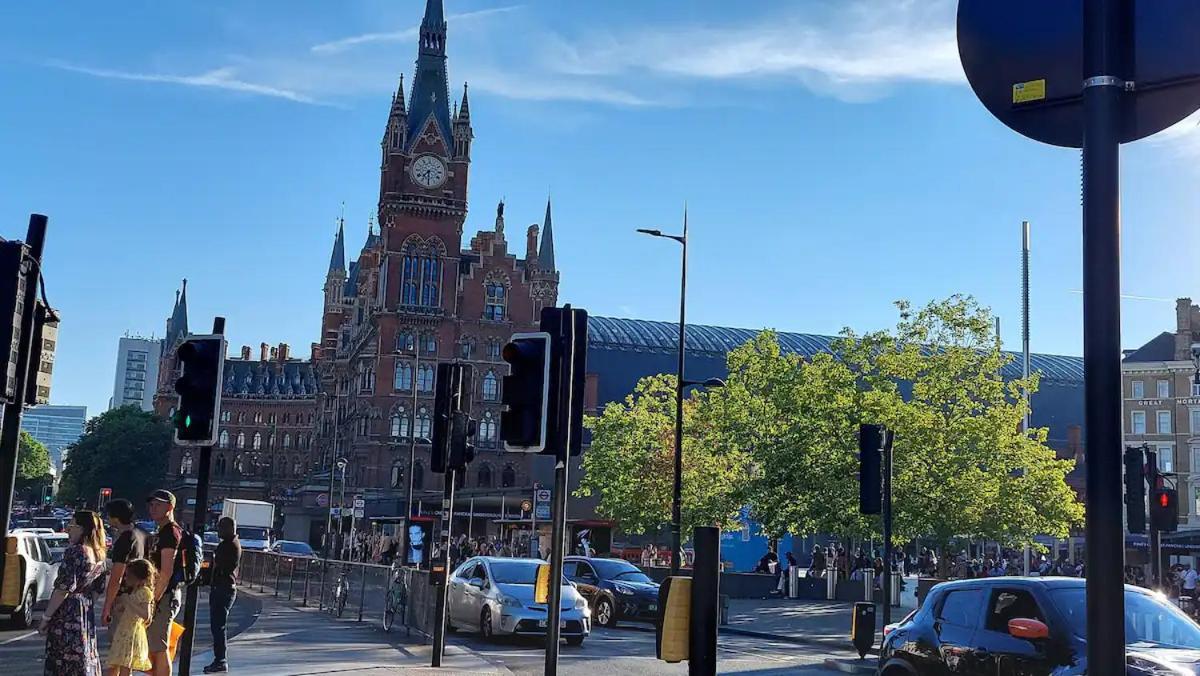St Pancras Private Rooms Лондон Екстер'єр фото