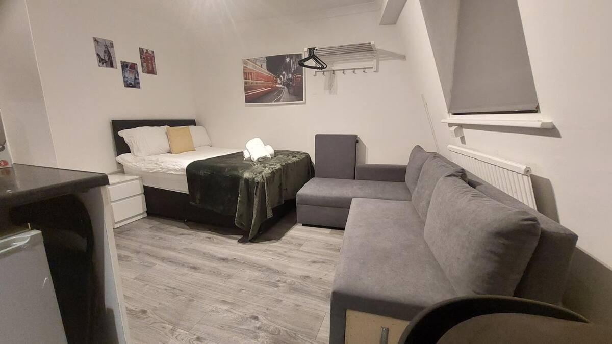 St Pancras Private Rooms Лондон Екстер'єр фото